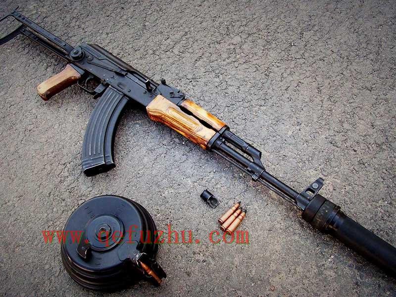 AK47使用和压枪技能
